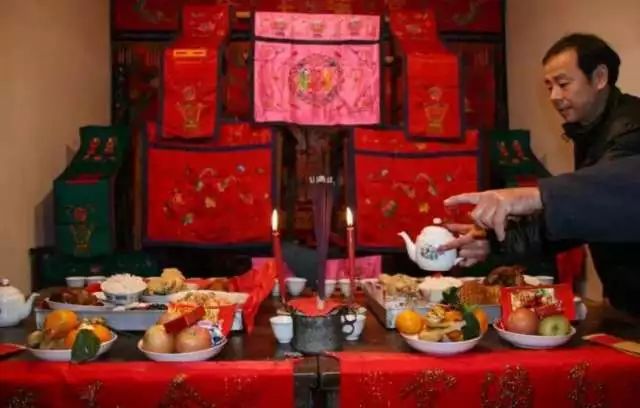 吉祥如意健身養(yǎng)生_吉祥如意養(yǎng)生舞教學(xué)_吉祥如意健身養(yǎng)生舞背向