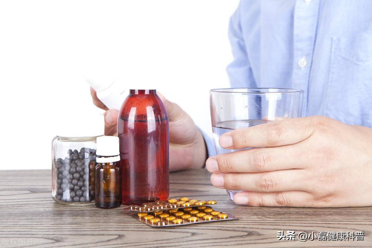 吃堅(jiān)果養(yǎng)生嗎_養(yǎng)生吃什么堅(jiān)果好_養(yǎng)生堅(jiān)果吃好還是吃好