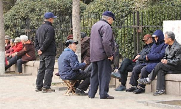 養(yǎng)生知識(shí)老年人_老年人養(yǎng)生保健十大注意事項(xiàng)_老年人養(yǎng)生應(yīng)注意什么